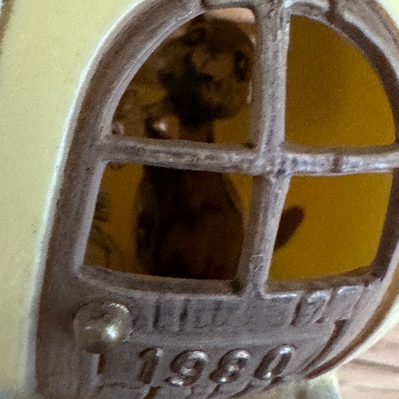 Hallmark 1980 A Spot of Christmas Cheer Teapot Ornament - Picture 6 of 13